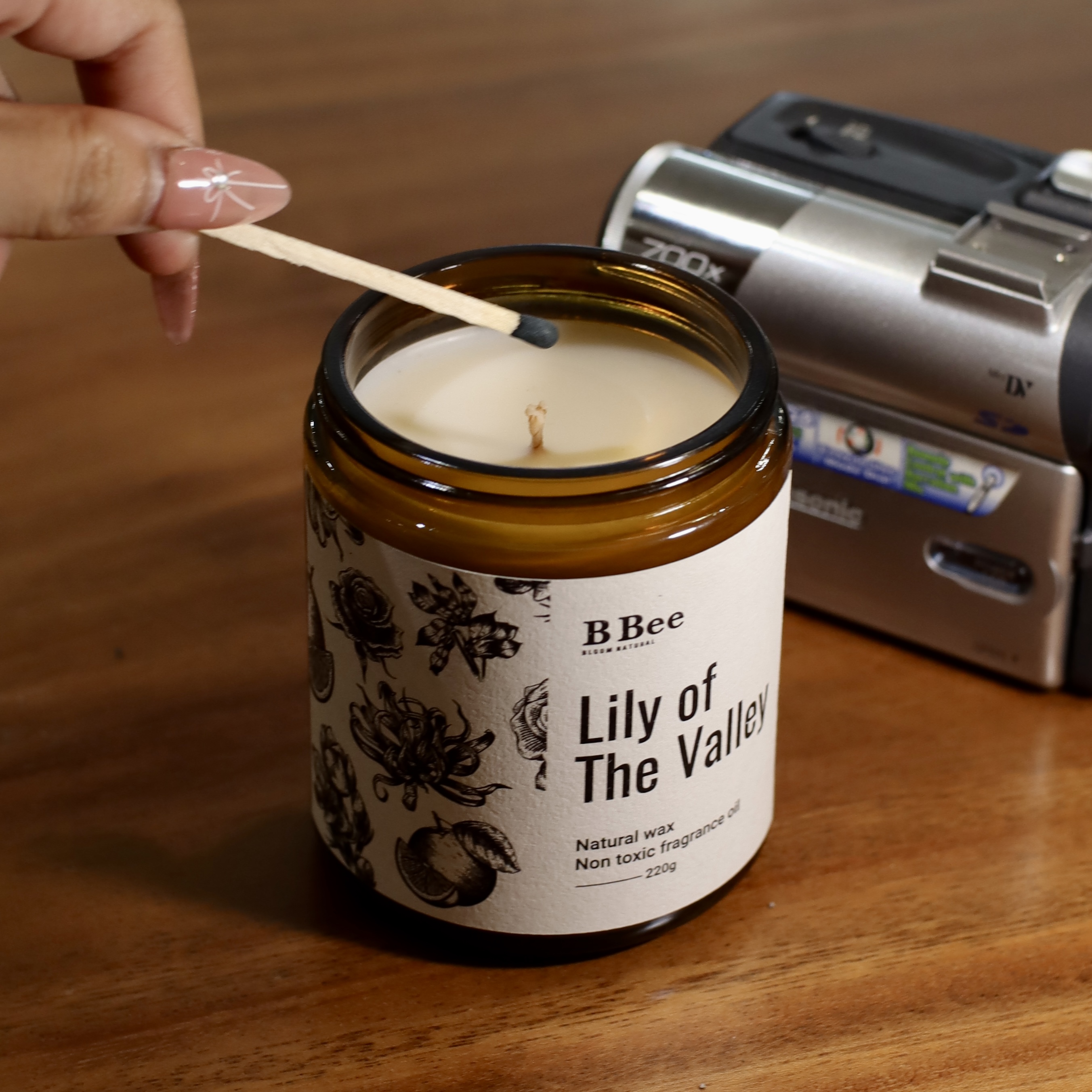 Lily of the Valley - Nến Thơm Lành Tính Từ Sáp Tự Nhiên Hương Hoa Ấm Áp, Thư Giãn B Bee Candle