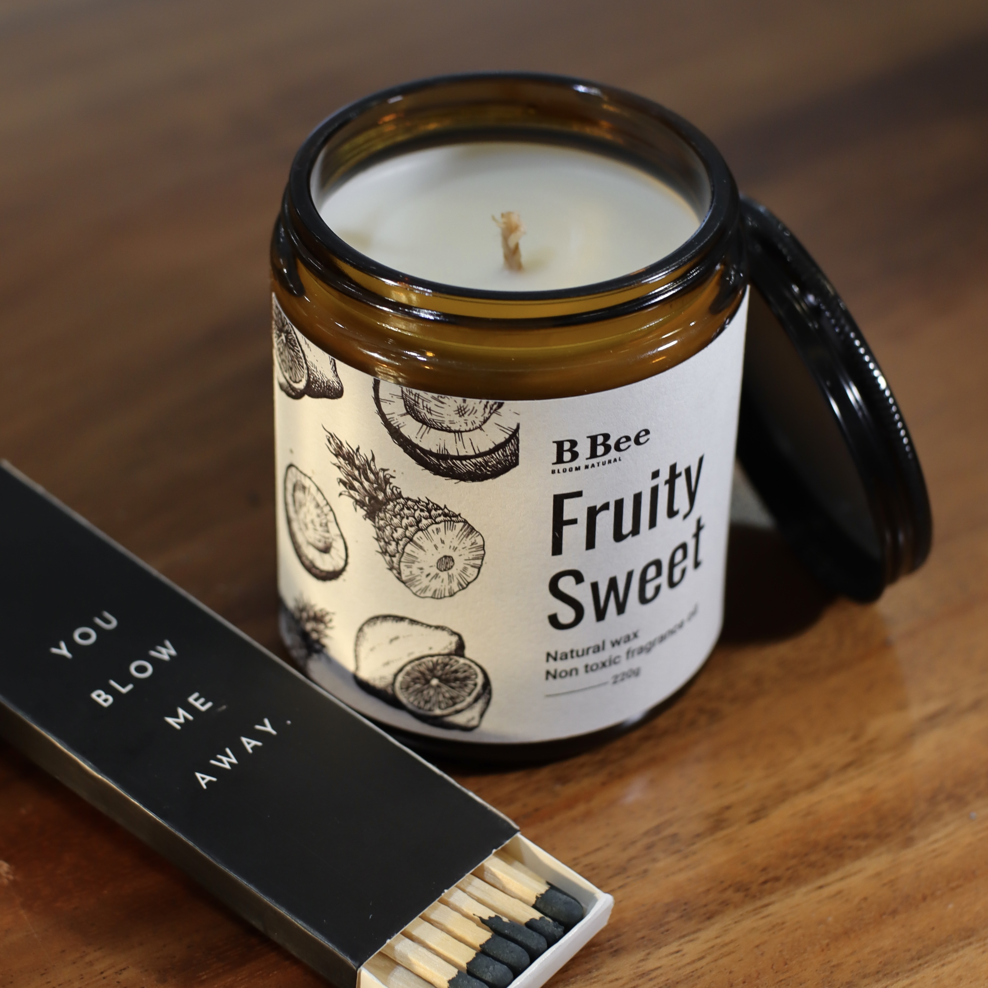 Fruity Sweet - Nến Thơm Lành Tính Từ Sáp Tự Nhiên Hương Tươi Mát, Ngọt Ngào B Bee Candle